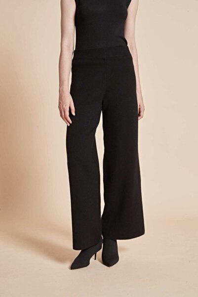 Yola Solid Bootcut Women's Pants