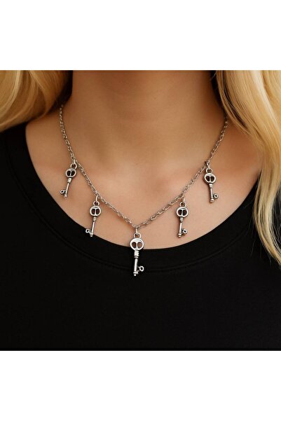 Herşey Nota قلادة نسائية مكونة من 5 قطع مع تفاصيل على شكل جمجمة - مع سلسلة بط...