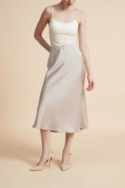 Yola Solid Loose Fit Midi Skirt