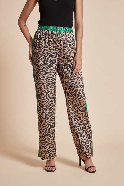Yola بنطال واسع الساق بطبعة النمر