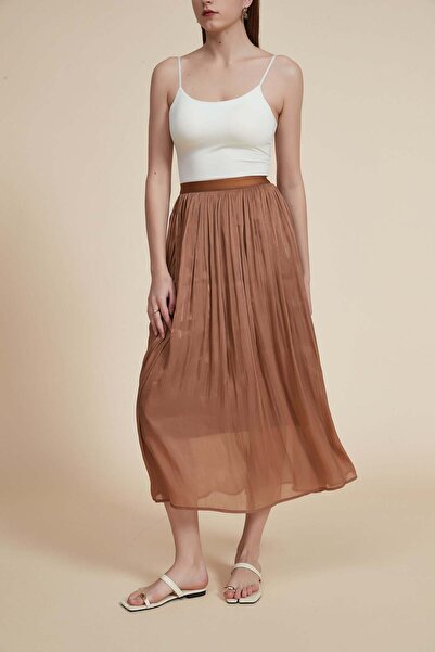 Yola Solid Pleated Midi Skirt