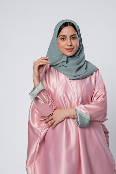 outline Barbie pink abaya