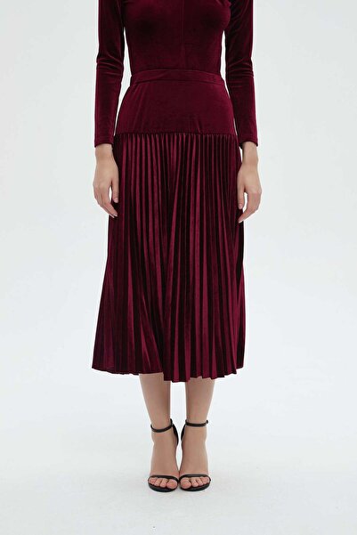 mica Pleated Solid Midi Skirt
