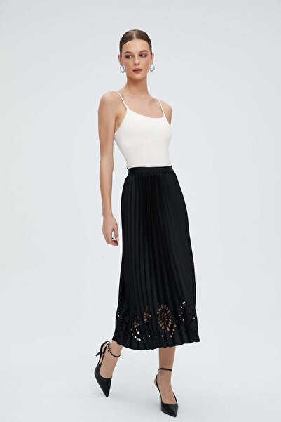 Nichii Wide-Leg Midi Skirt