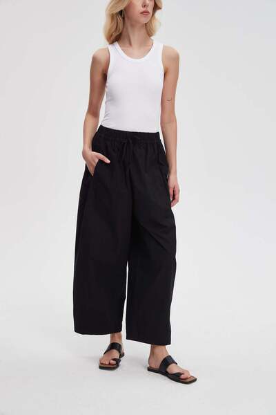 Livia بنطال واسع الساق برباط