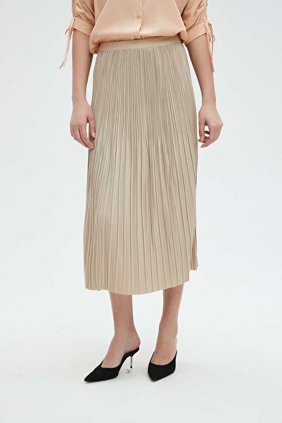 Nichii Solid Pleated Midi Skirt