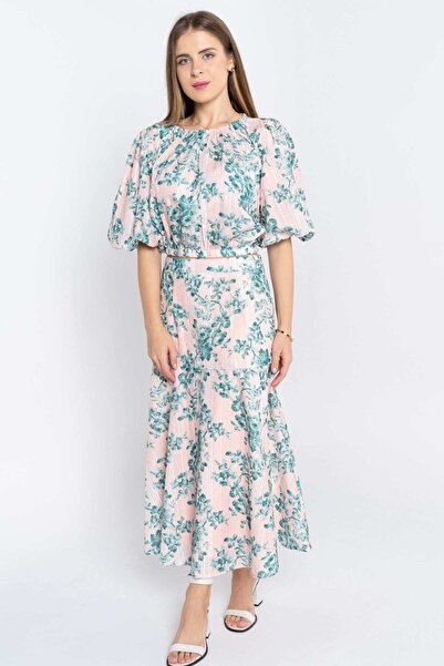 Nichii تنورة ميدي الأزهار