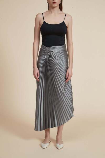 Yola Solid Ruffled Midi Skirt