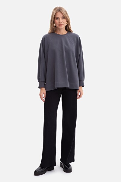 BEWEAR Oversized sweatshirt with side slits