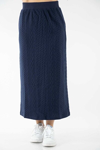 Nichii Solid Midi Skirt with Ribbed Detail