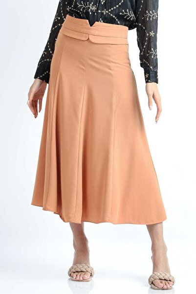 Nichii تنورة رسمية متوسطة الطول مع حزام مدمج