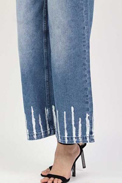 DALYDRESS Wide-Leg Printed Jeans