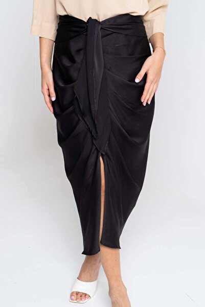 Nichii Solid Midi Skirt with Ruffles