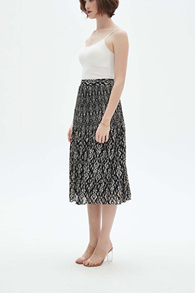 Nichii Printed Loose Fit Midi Skirt