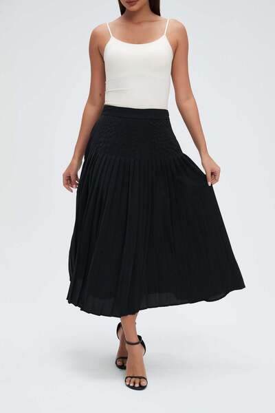 mica تنورة ميدي مطوية سادة