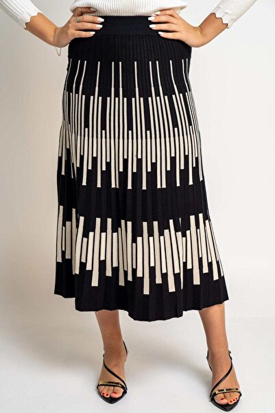 Nichii Graphic Print Midi Skirt