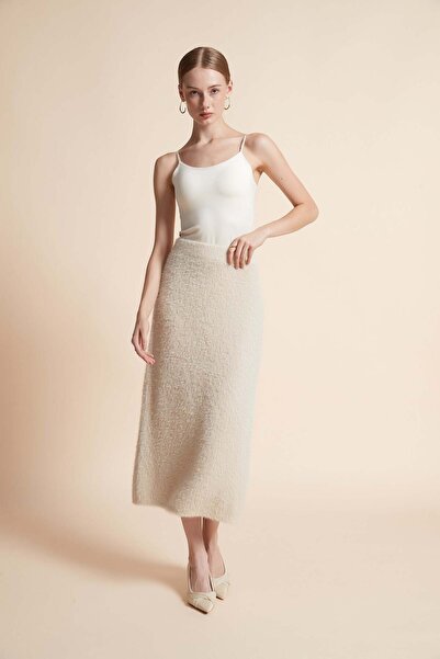 Yola تنورة متوسطة الطول من الفرو