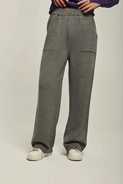 DALYDRESS Solid Wide-Leg Pants