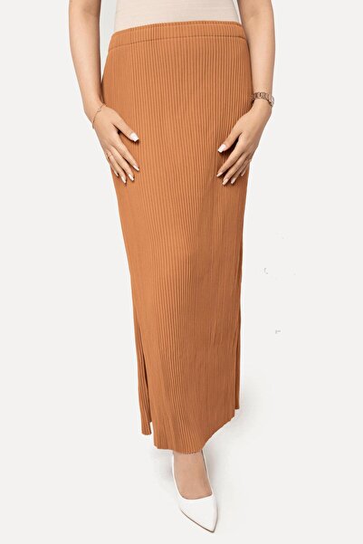 Nichii Ribbed Midi Skirt with Side Slit