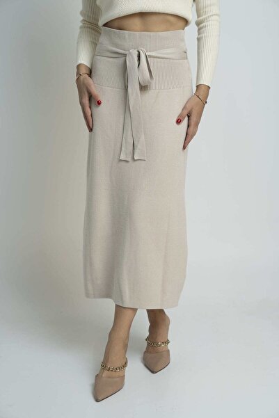 Nichii Solid Midi Skirt with Tie-Waist