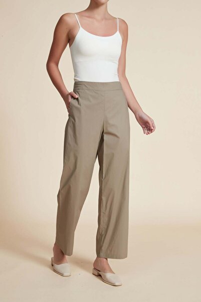 Yola بنطلون واسع الساق سادة