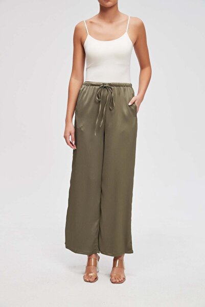 Livia بنطلون واسع الساق سادة