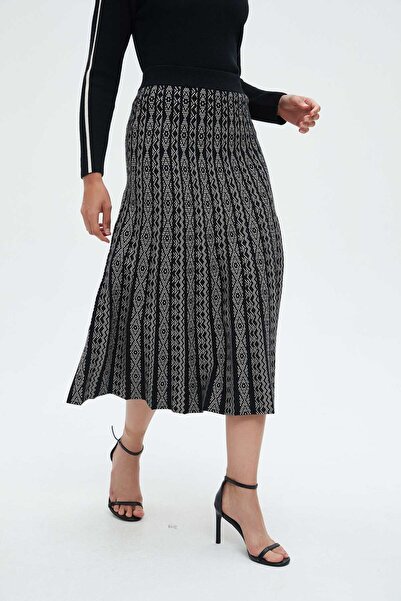 Nichii Printed Midi Skirt