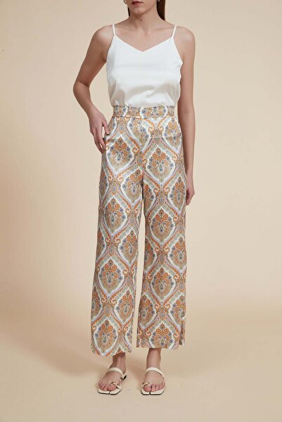 Yola بنطلون واسع الساق مطبوع