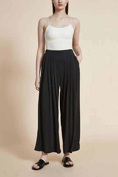 Yola بنطلون واسع الساق مضلع سادة