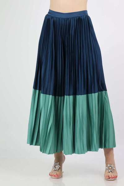DALYDRESS High-Waisted Pleated Jeans