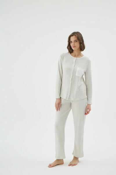 Sevim Women's Buttoned Long Sleeve Pocket Detailed Cream Pajama Set C3T2N961