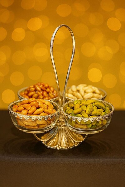 ALMASA Silver glass quadruple nut plate