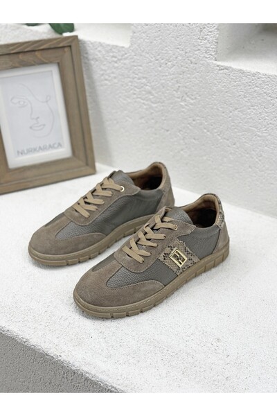 NUR KARACA 25K-055-7122 Genuine Leather with Metal Logo Detail Flat Sole Snea...