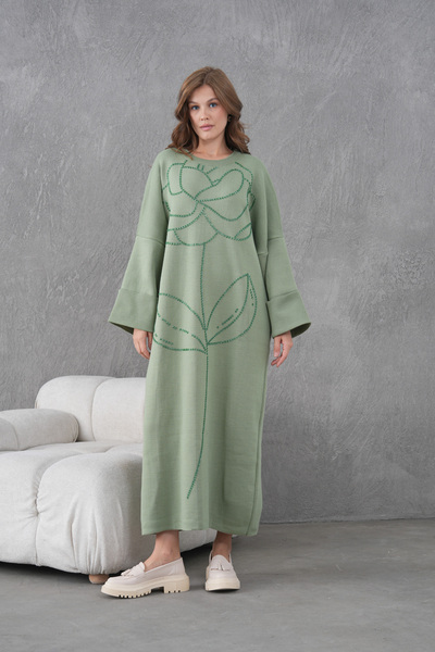 Miss Allos Kadın Önü Boncuk İşlemeli Geniş Kalıp Uzun Triko Elbise