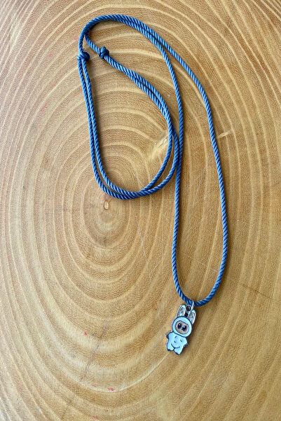 Shepidi قلادة بحبل حلزوني رمادي مع شخصية لابوبو