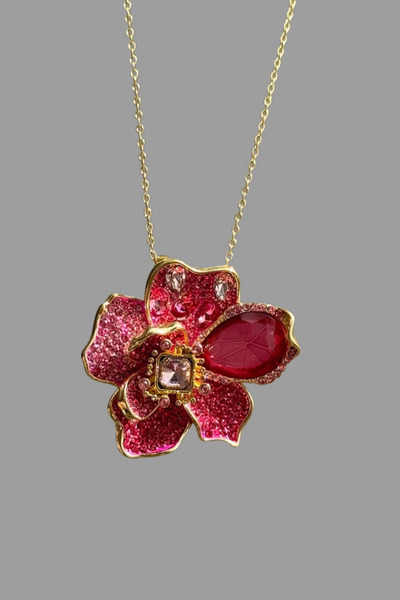 captiva Gold Çelik Zincirli Büyük Boy Pembe Kırmızı Taşlı Çiçek Kolye 45 cm