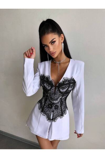 Friday Mood Women's Lace Detailed Shorts Jacket Set