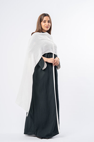 outline Elegant olive green abaya with a soft white cotton shawl