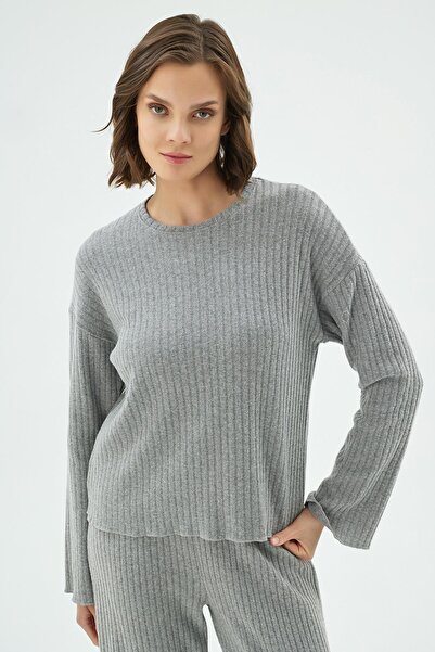 Sevim Kadın Uzun Kollu Çizgili Geniş Paça Gri Pijama Takımı C8T8N961