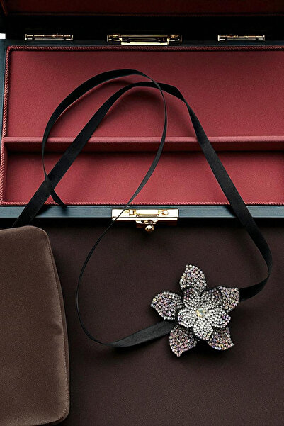 PETEK AKSESUAR PARLAK TAŞLI ÇİÇEK CHOKER KOLYE