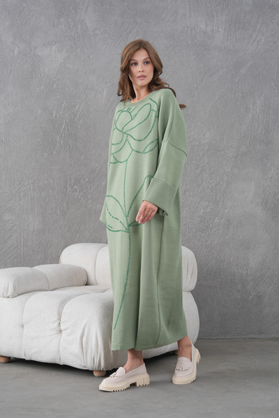 Miss Allos Kadın Önü Boncuk İşlemeli Geniş Kalıp Uzun Triko Elbise