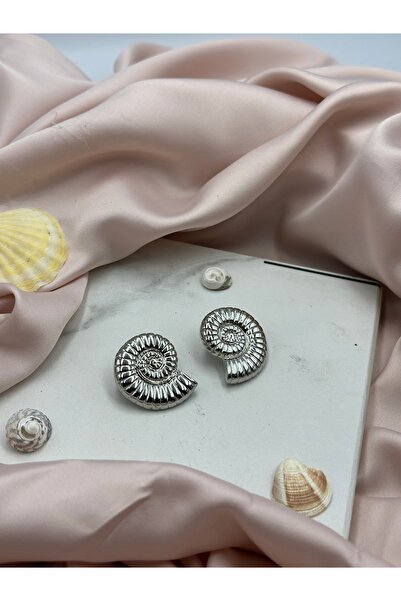 Unzilee أقراط بتصميم نموذج صدفة البحر الفضية