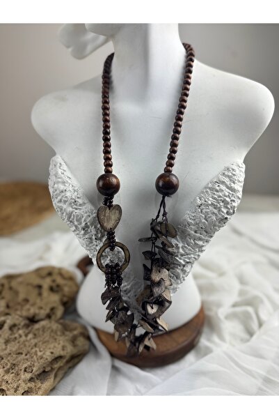 SEDEF TAKI Ahşap kahverengi kalpli tasarım kolye