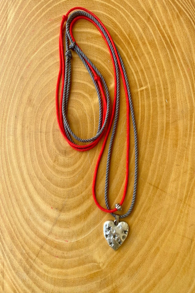 Shepidi 2Pcs Silver Heart Red Grey Rope Necklace