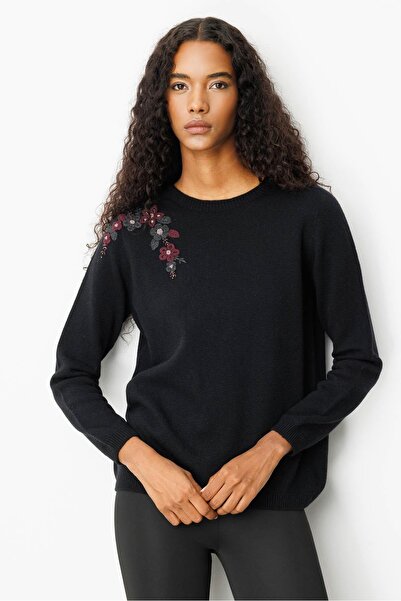Desen Triko Women's Crew Neck Shoulder Embroidered Wool Sweater Black