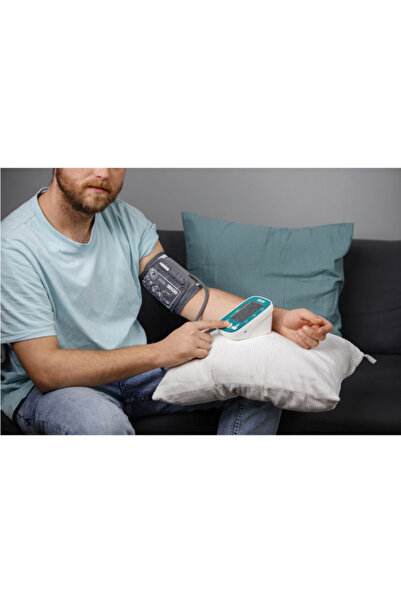 Sendo Un tensiometru, pentru 2 persoane, memorare 90 de măsurători, detectarea aritmiei, verde/alb