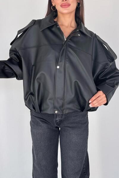 Jaglion Жіноча шкіряна куртка-бомбер з смужками моделі ZR