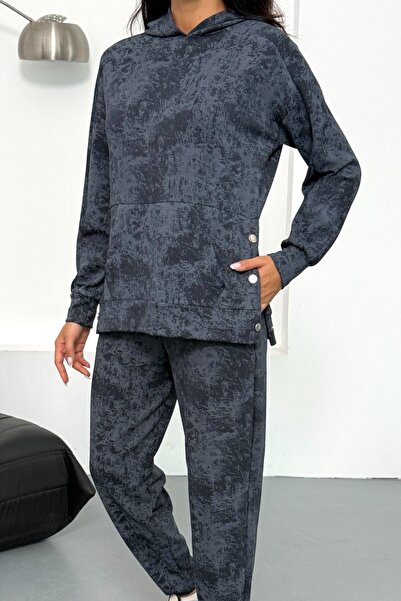 Ded COLLECTION Women's Tie-Dye Patterned Hooded Modal Set with Kangaroo Pocket and Snap Detail