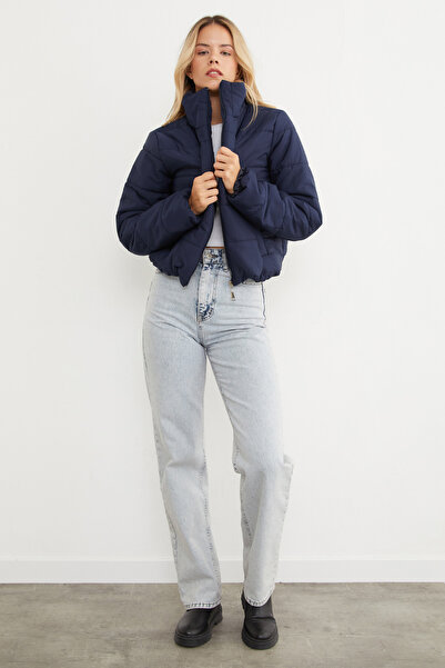 Fulla Moda Beli Lastikli Kısa Şişme Mont