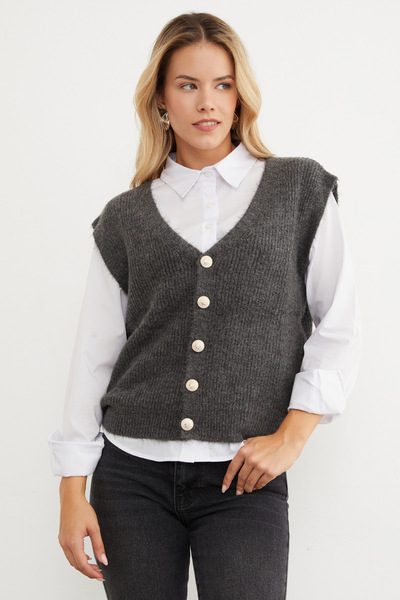 Fulla Moda Bearded Buttoned V-Neck Oversize Vest